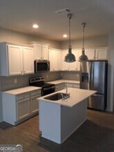 305 Lorien Way in Athens, GA - Building Photo - Building Photo