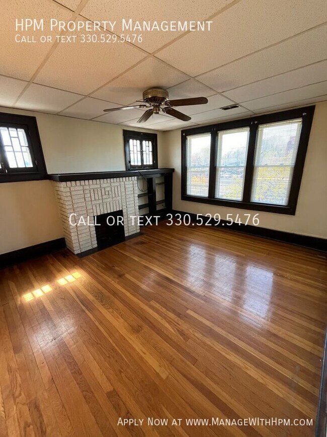 11 S Highland Ave in Akron, OH - Building Photo - Building Photo
