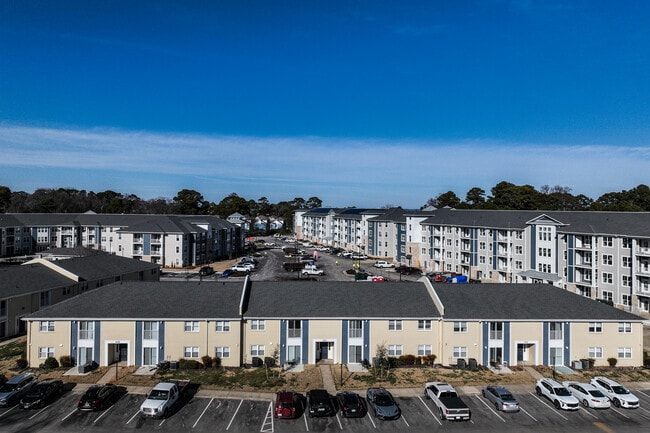 Attain at Chic's Beach (Vista Residences)