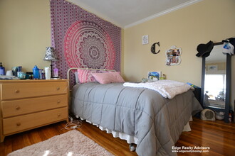 148 Langdon Ave, Unit 1 in Watertown, MA - Foto de edificio - Building Photo