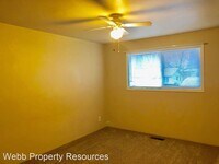 2430 SW Nye Ave photo'