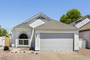 3984 W Chicago St in Chandler, AZ - Building Photo