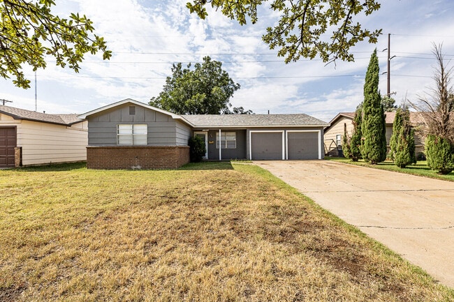 2529 71st St in Lubbock, TX - Building Photo - Building Photo