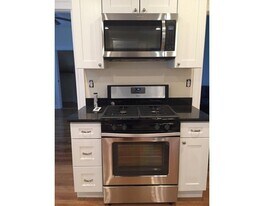 48 Chester Ave, Unit 1 in Medford, MA - Building Photo