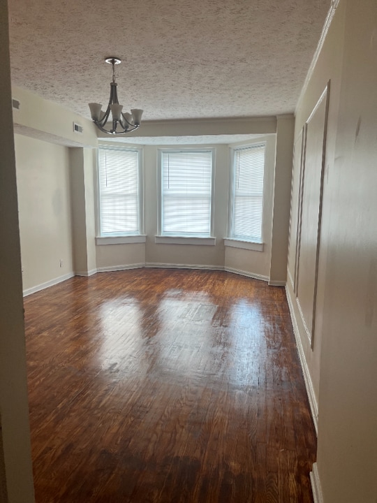 1 W 28th St in Indianapolis, IN - Building Photo