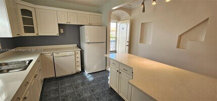 2832 Fillmore St, Unit 20 in Hollywood, FL - Building Photo - Building Photo