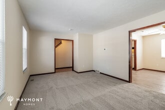 3471 Simmons Dr in Grove City, OH - Foto de edificio - Building Photo