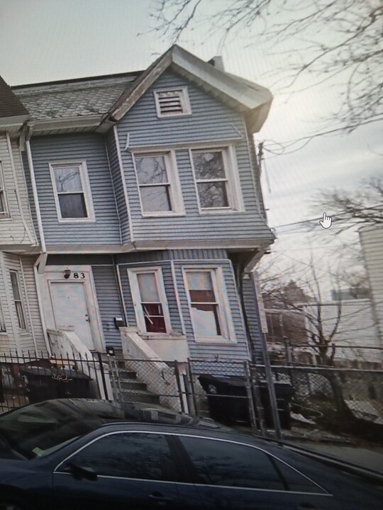 83 Garside St in Newark, NJ - Building Photo