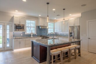 3621 N Kachina Ln in Scottsdale, AZ - Building Photo - Building Photo