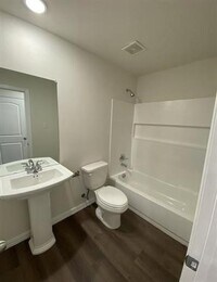 3919 Washington St photo'