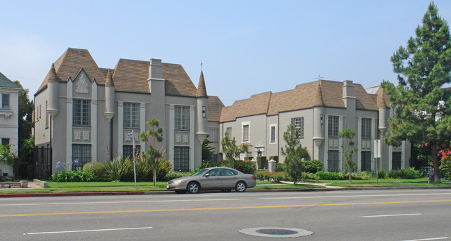 6412-6416 W Olympic Blvd in Los Angeles, CA - Building Photo - Building Photo