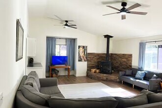 2411 Glacier Dr in Frazier Park, CA - Building Photo - Building Photo