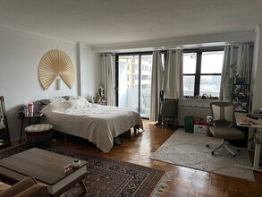 6 Whittier Pl, Unit 7P in Boston, MA - Building Photo - Building Photo