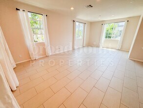 2438 Sentinel Ln in San Marcos, CA - Building Photo - Building Photo