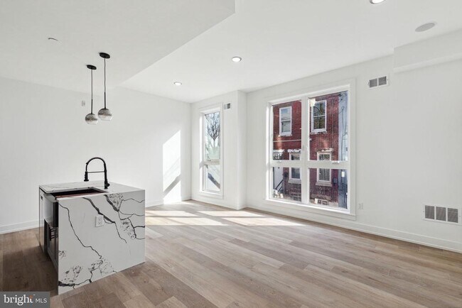 2550 Hope St in Philadelphia, PA - Building Photo - Building Photo