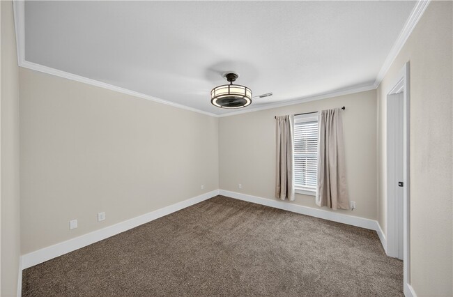 1221 Chancery Ln in Cave Springs, AR - Building Photo - Building Photo