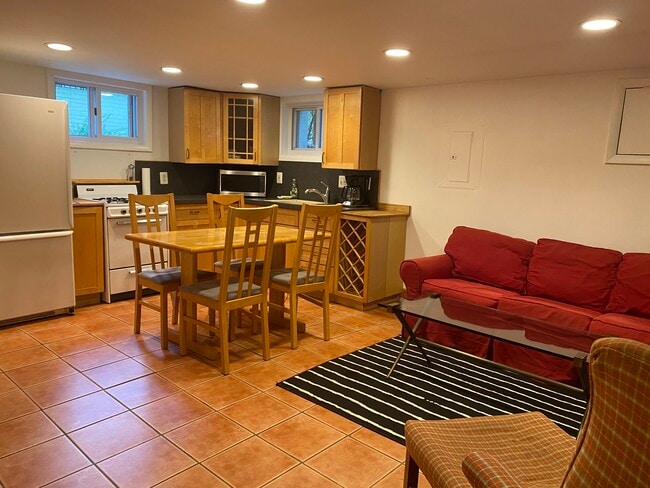 3627 Cumberland St NW, Unit basement in Washington, DC - Building Photo - Building Photo