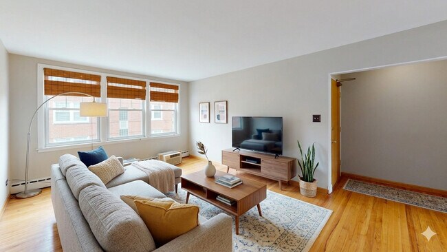 2410 W Farragut Ave in Chicago, IL - Building Photo - Building Photo