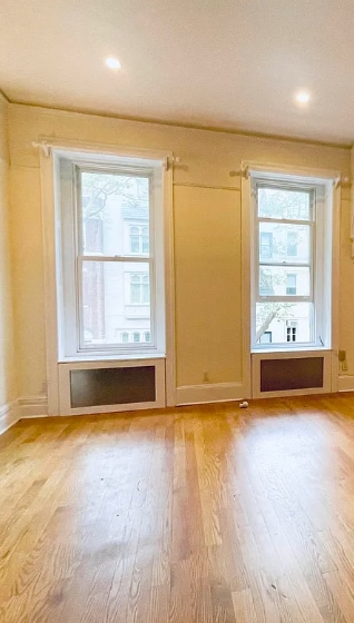 38 E 73rd St, Unit 3R