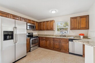 6315 S Church Ave in Tampa, FL - Foto de edificio - Building Photo