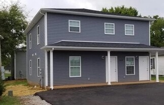 1412 Magnolia St in Bowling Green, KY - Building Photo