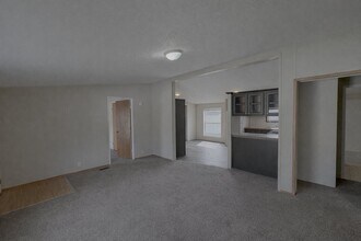 247 Laurel Leah in Oxford, MI - Building Photo - Building Photo