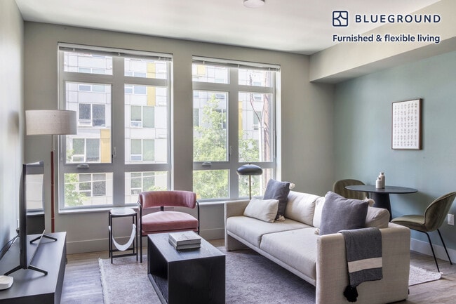 104 12th Ave, Unit SI FL5-ID743