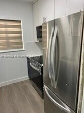 2352 NW 15th St in Miami, FL - Building Photo - Building Photo