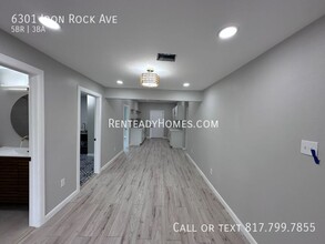 6301 Iron Rock Ave in Houston, TX - Building Photo - Building Photo