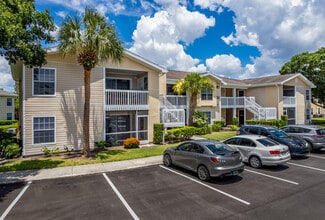 Hunters Glen Apartments in Sarasota, FL - Foto de edificio - Building Photo