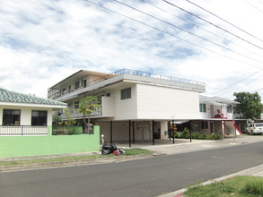 1728 Nanea St in Honolulu, HI - Foto de edificio - Building Photo