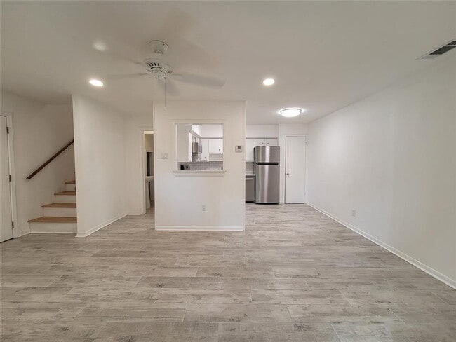 2308 Barton Village Cir in Austin, TX - Building Photo - Building Photo