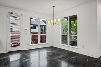 2947 Moss St in Austin, TX - Building Photo - Building Photo