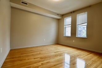 62 Glenville Ave in Boston, MA - Foto de edificio - Building Photo