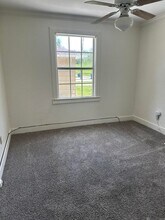 110 Pine St in Port Allen, LA - Building Photo - Building Photo