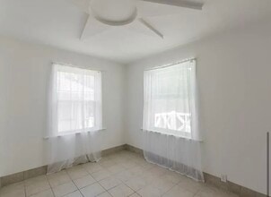 112 White Ave in Kansas City, MO - Foto de edificio - Building Photo