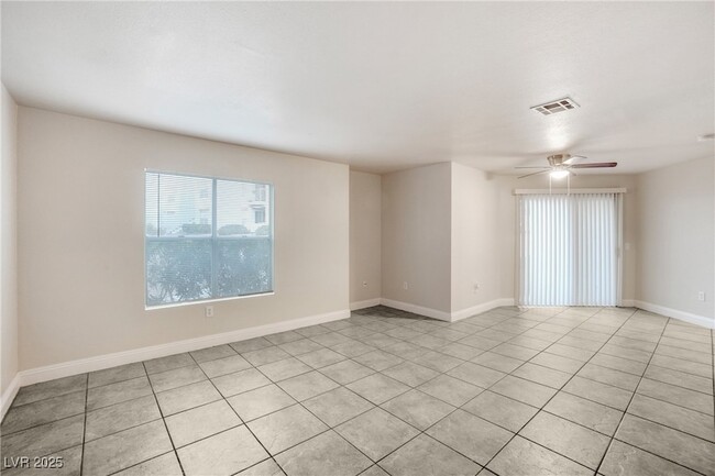 6800 E Lake Mead Blvd, Unit 1109 in Las Vegas, NV - Building Photo - Building Photo