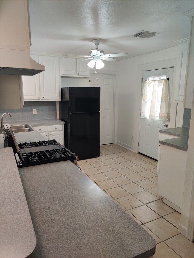 919 Oak Meadows St in Houston, TX - Building Photo - Building Photo