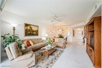 550 Gabriel Cir in Naples, FL - Building Photo - Building Photo