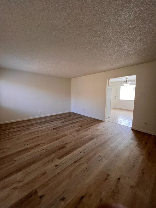 4313 N Emerson Ave in Fresno, CA - Building Photo - Building Photo