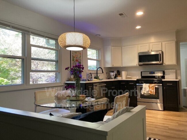 702 Jefferson Dr in Cary, NC - Building Photo - Building Photo