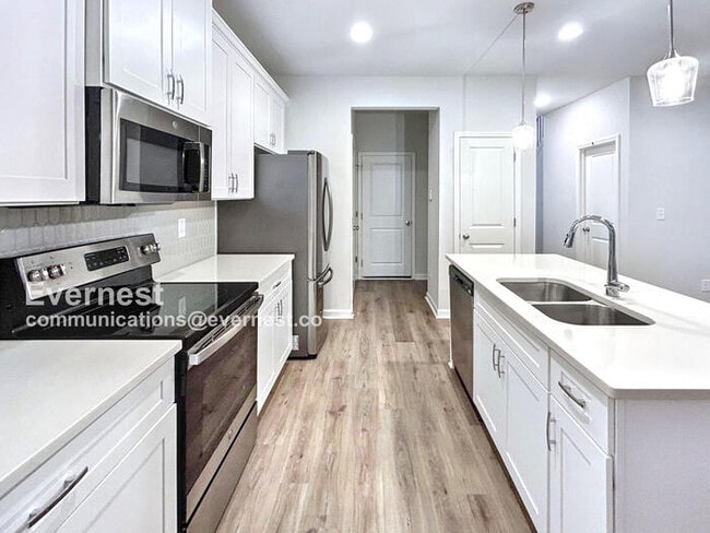 2797 Aralynn Wy in College Park, GA - Building Photo - Building Photo