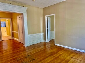 330 St Paul St in Brookline, MA - Building Photo - Building Photo