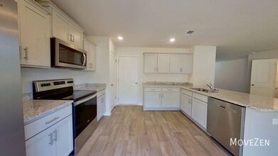 4641 Heatherly Rd in Winston-Salem, NC - Building Photo - Building Photo