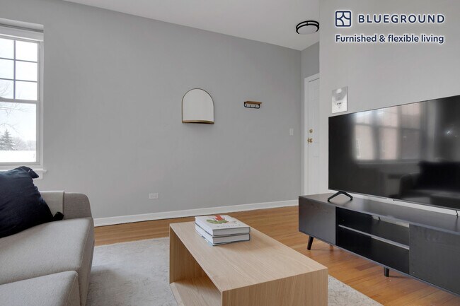 2762 Hampton Pkwy-Unit -FL3-ID601 in Evanston, IL - Building Photo - Building Photo