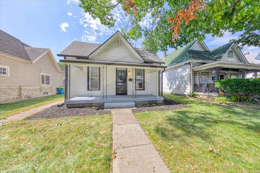 1106 S Reisner St in Indianapolis, IN - Building Photo