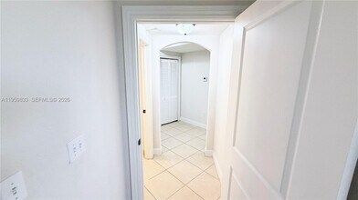 2301 SW 27th Ave in Miami, FL - Building Photo - Building Photo