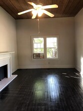 4185 Highland Ave in Beaumont, TX - Building Photo - Building Photo