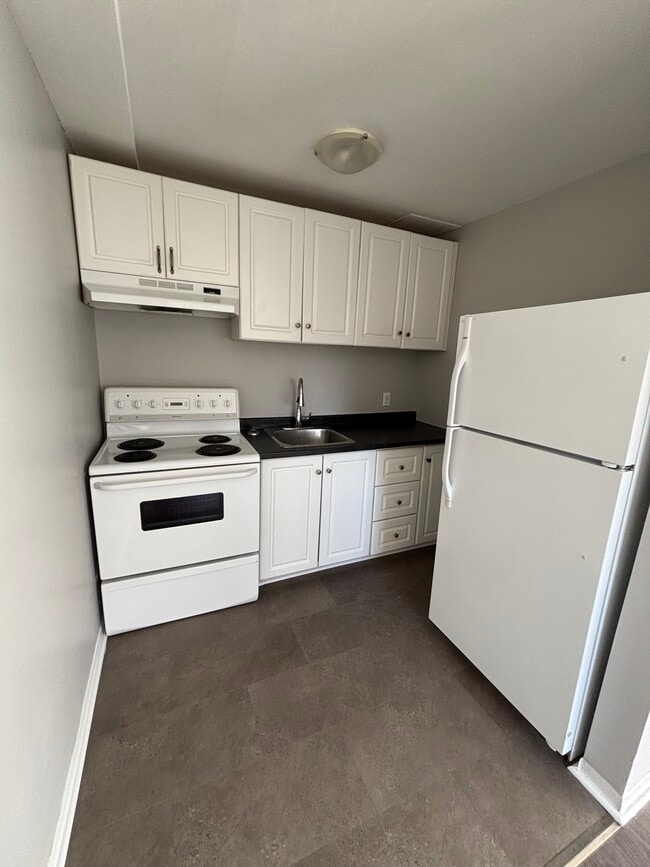 44 River Rd in Halifax, NS - Building Photo - Building Photo