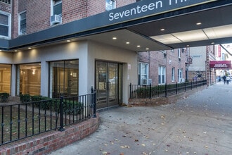 1730 E 14th St in Brooklyn, NY - Foto de edificio - Building Photo